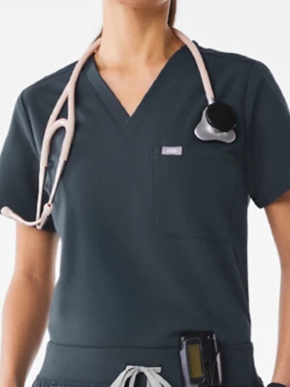 Figs Women's V-Neck Scrub Top in Deep Teal Dark Harbor tee tunic shirt sz large